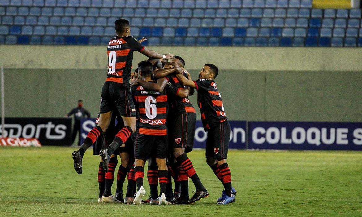Oeste Barueri joga contra Rio Claro neste sábado Oeste Barueri joga contra Rio Claro neste sábado