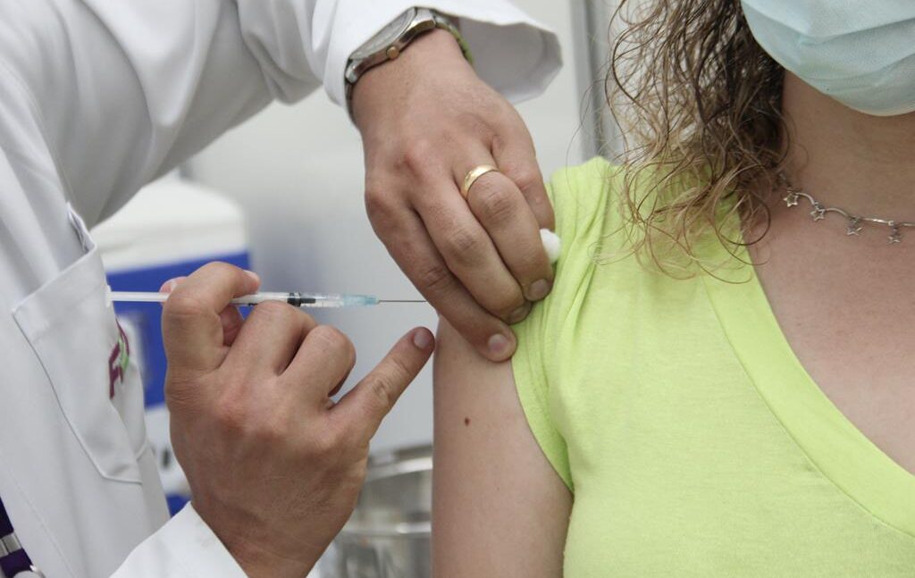 Barueri ultrapassa meio milhão de vacinas aplicadas