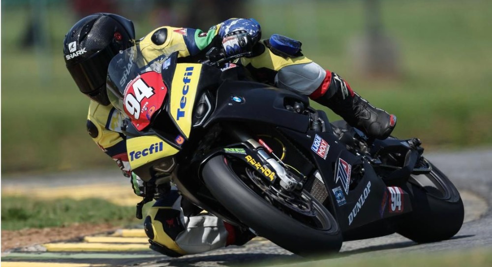 Osasquense participa de campeonato de moto nos EUA