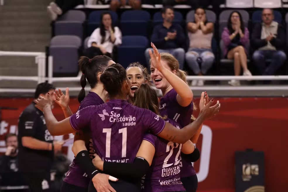 Osasco vence o Pinheiros e se classifica para a semifinal da Superliga Feminina