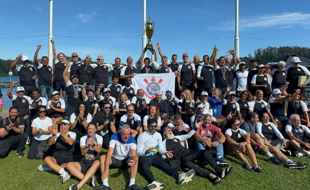 Corinthians vence campeonato sul-americano de remo master