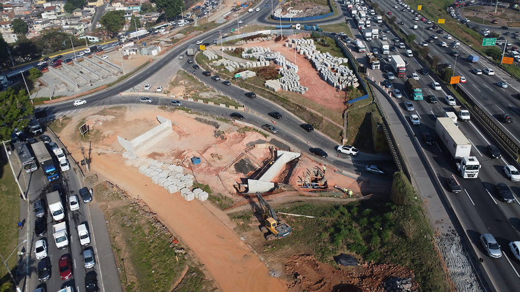 CCR ViaOeste realiza operação para içamento de vigas em Barueri neste final de semana