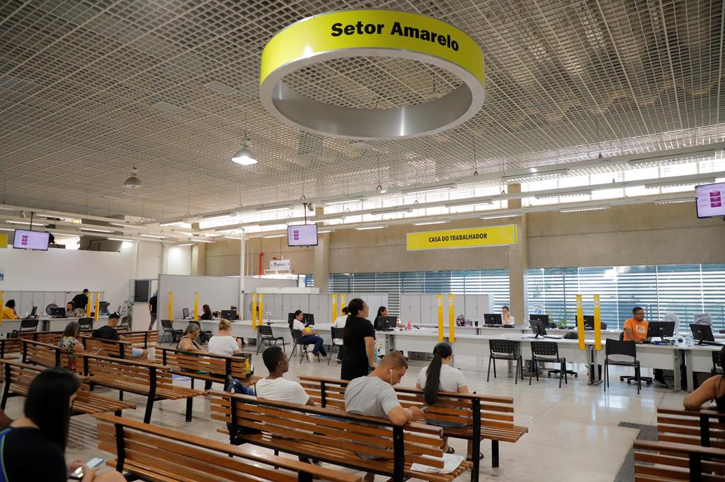 Barueri tem vaga de Auxiliar de Logística na J&T Express Brazil Barueri tem vaga de Auxiliar de Logística na J&T Express Brazil