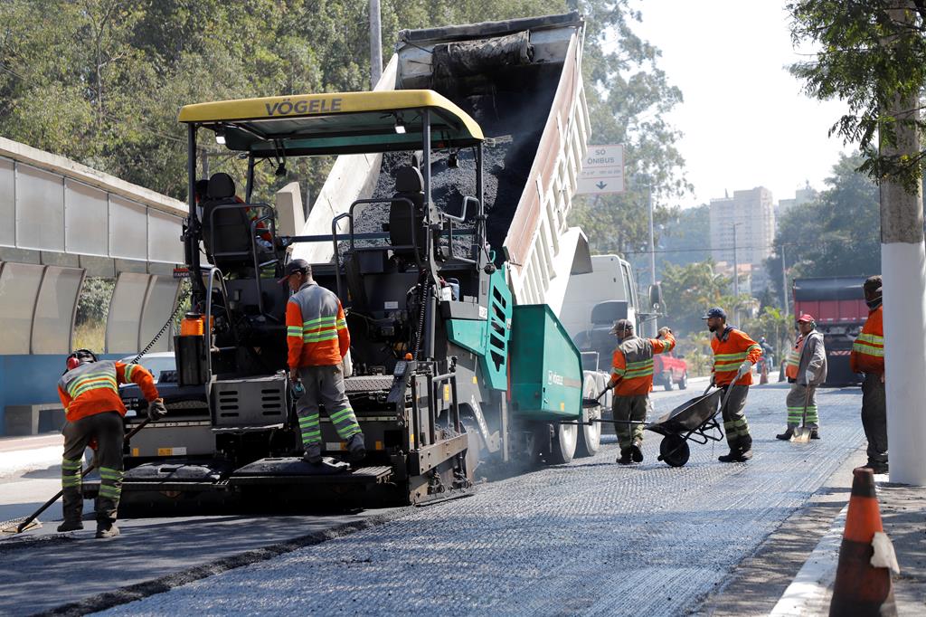 Barueri recapeia trecho do Corredor Oeste e via de ligação do Centro à Aldeia