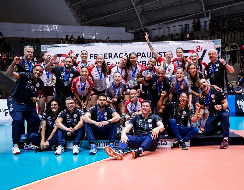 Barueri é vice-campeão paulista de vôlei feminino em final histórica contra o Bauru Barueri é vice-campeão paulista de vôlei feminino em final histórica contra o Bauru