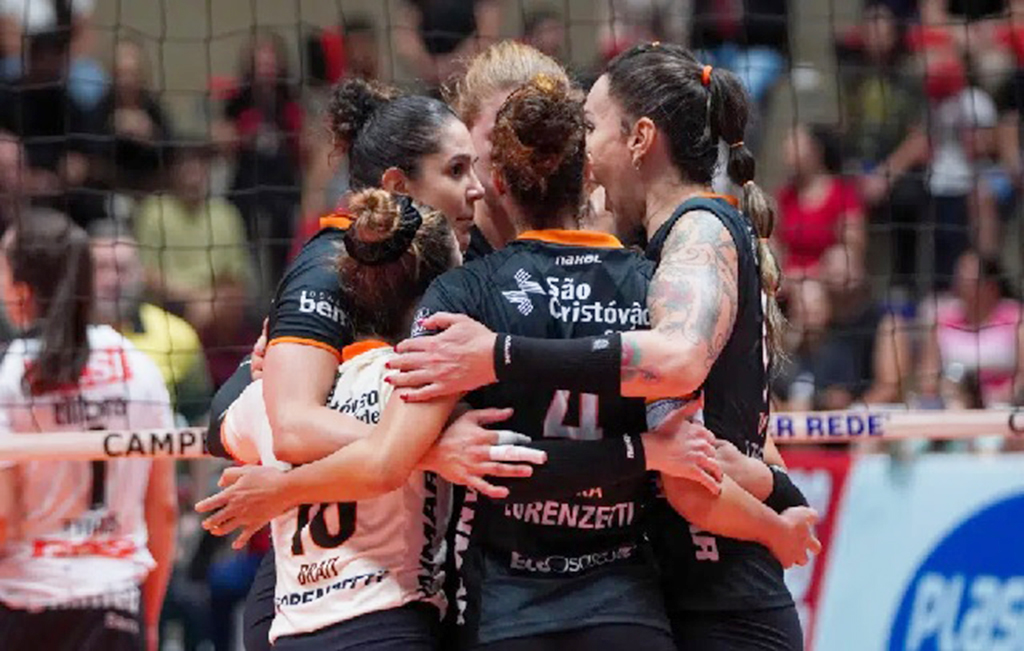 Osasco vence Barueri de virada e fica a uma vitória da final