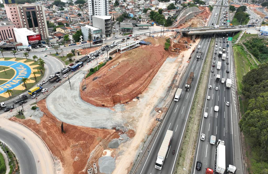 Interdições na Castello Branco entre 21 e 28/11 em Barueri Interdições na Castello Branco entre 21 e 28/11 em Barueri