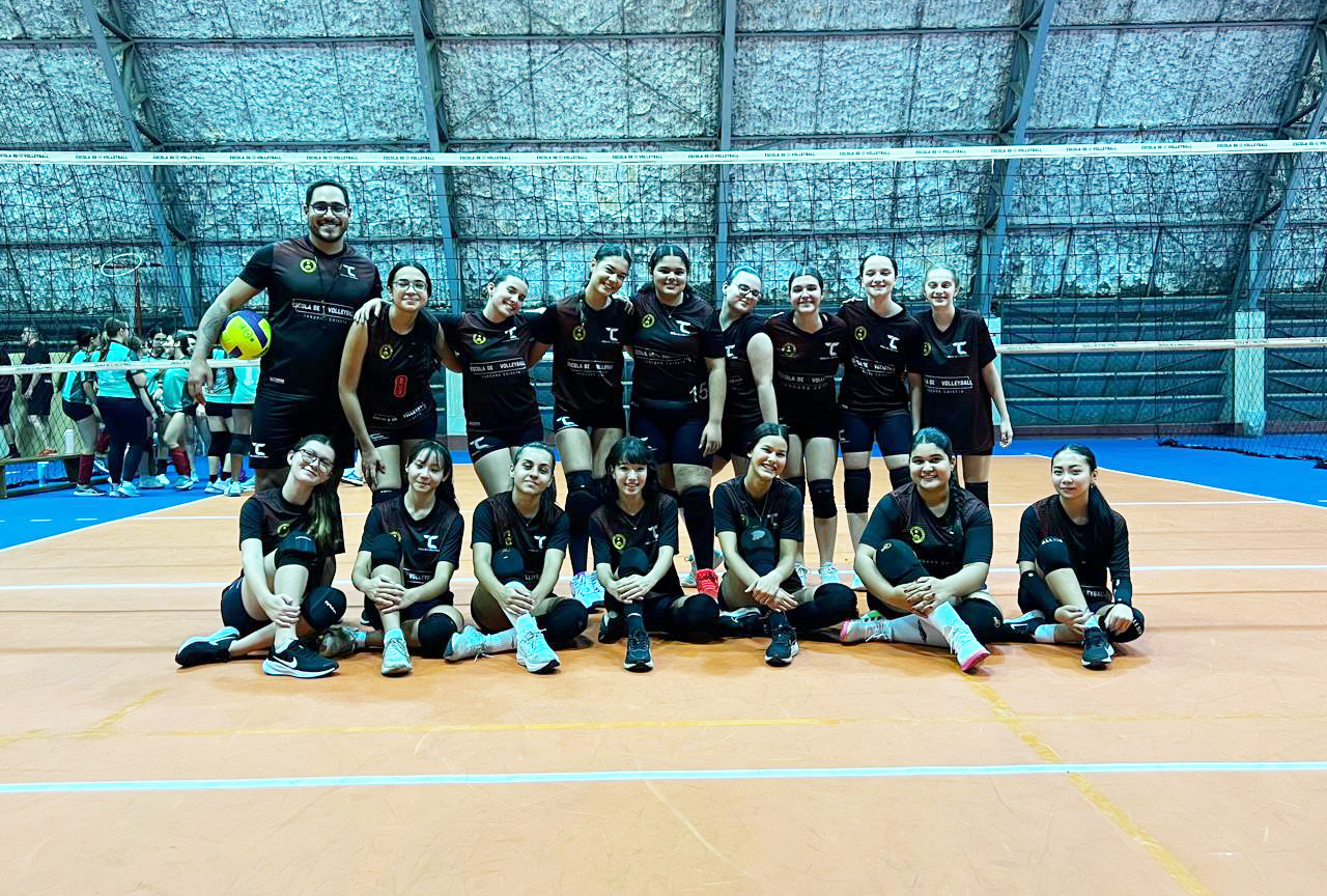 Campeã olímpica Tandara Caixeta promove Camp de Voleibol em Osasco Campeã olímpica Tandara Caixeta promove Camp de Voleibol em Osasco
