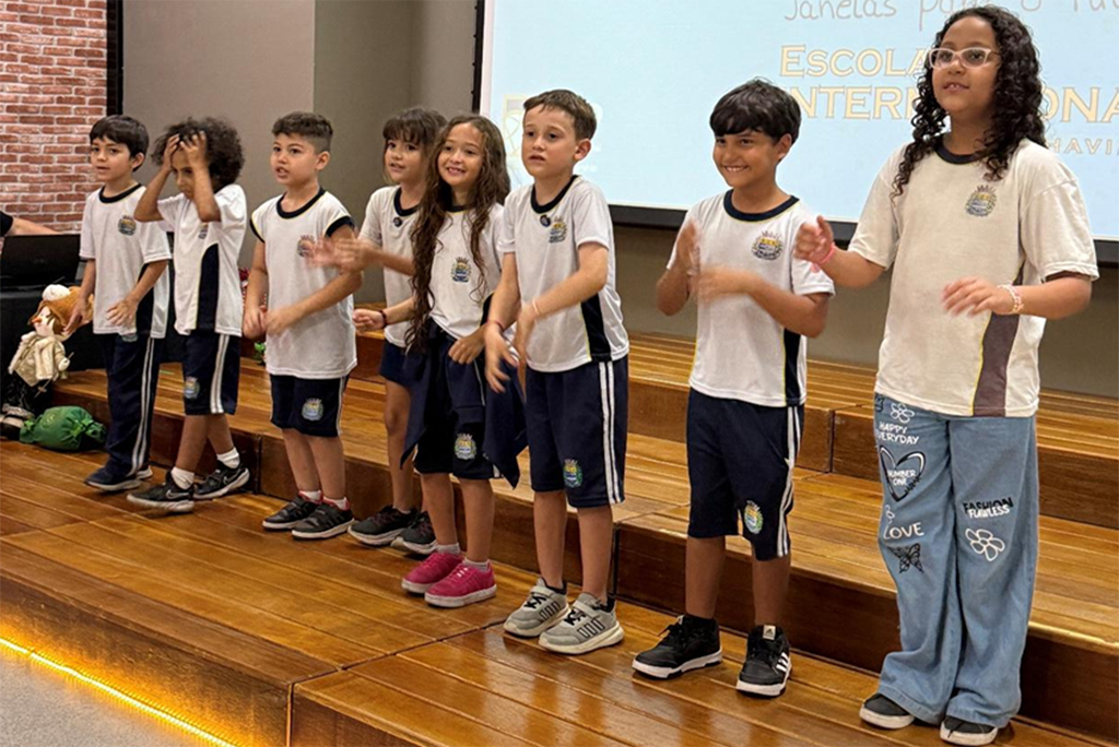 Projeto social certifica alunos da rede municipal de Barueri em inglês