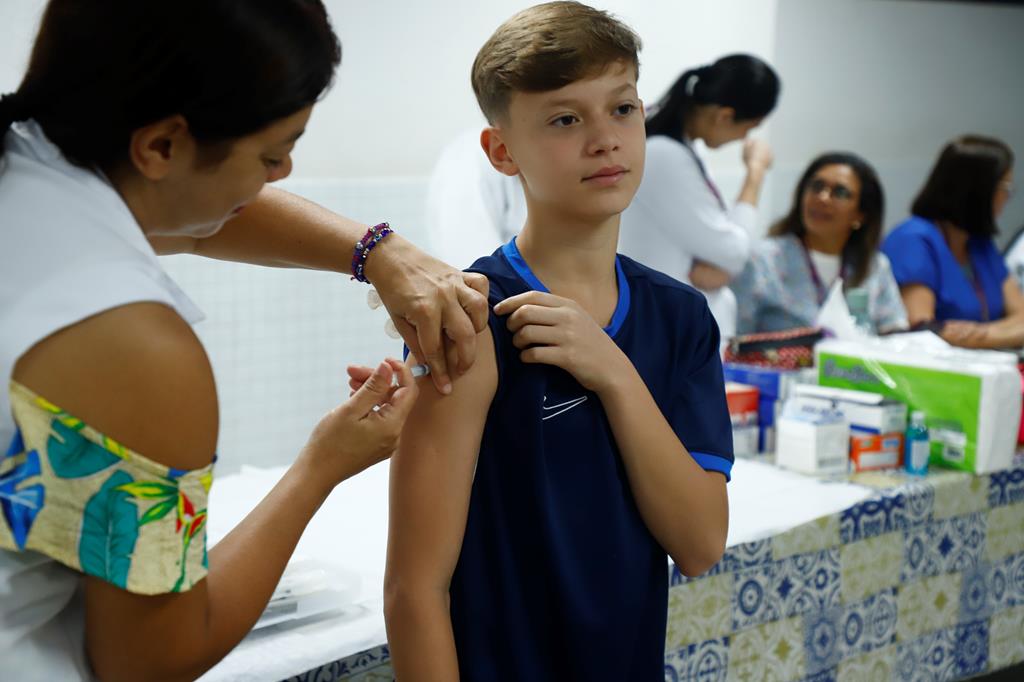 Barueri vacina alunos nas escolas a partir deste sábado (11)