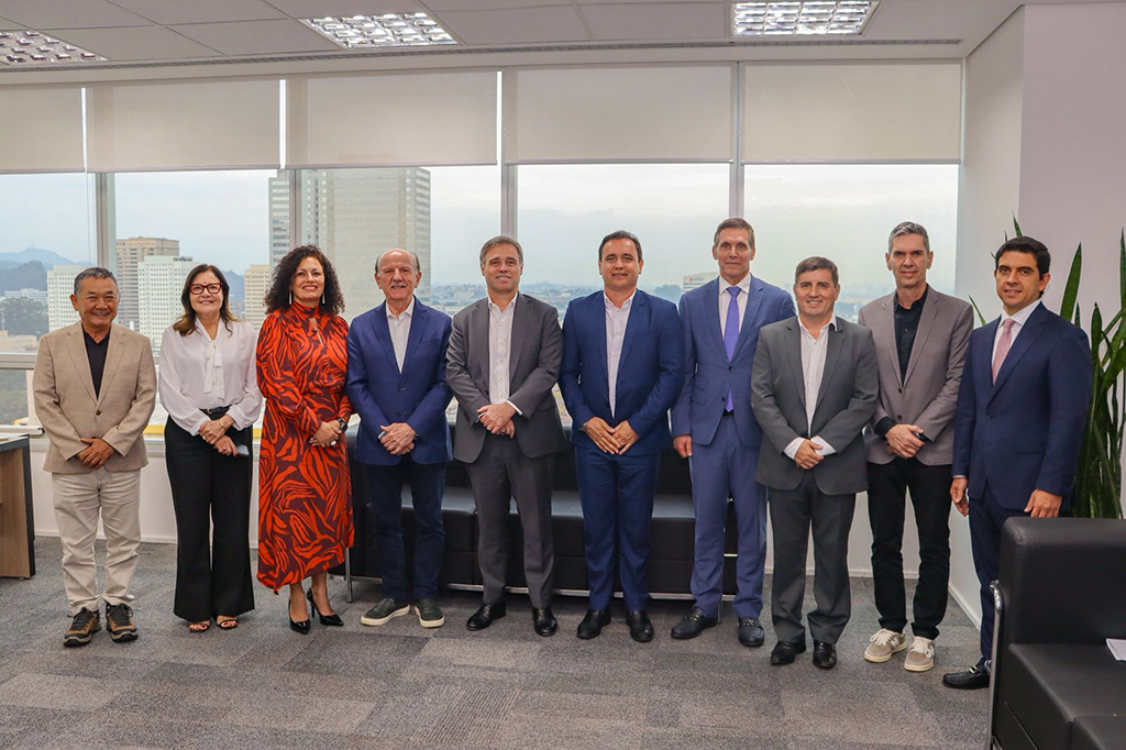 Ministro André Mendonça participa de seminário do CIOESTE em Barueri
