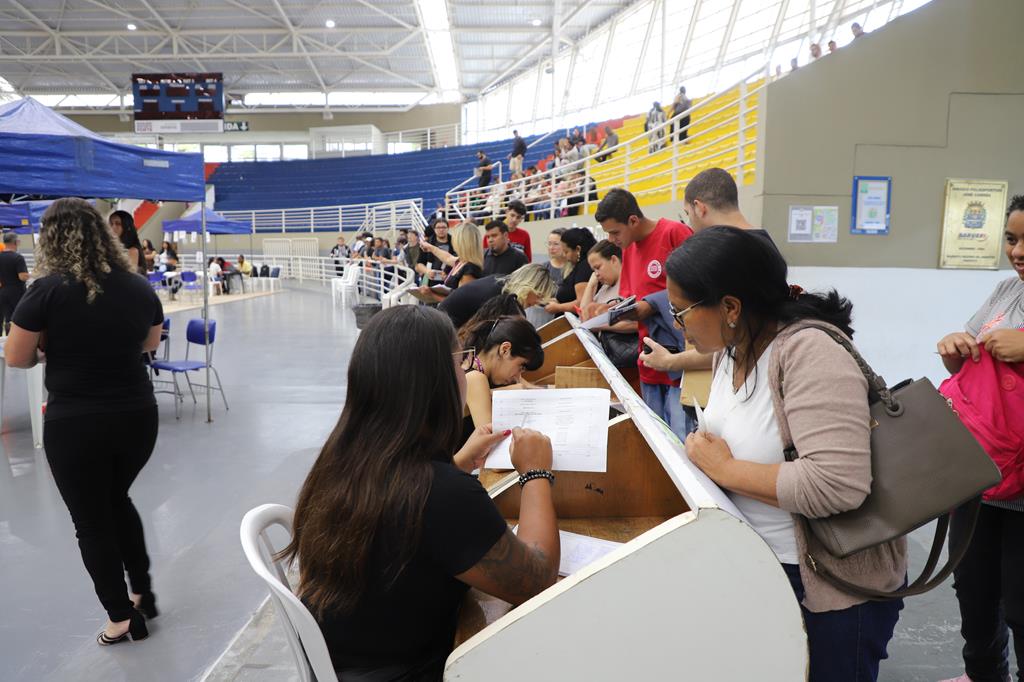 Barueri realiza Feirão de Empregos com 1.500 vagas