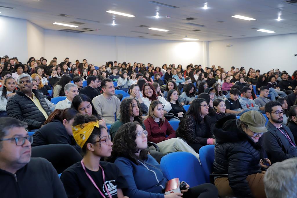 Barueri realiza evento sobre IA e profissões do futuro Barueri realiza evento sobre IA e profissões do futuro