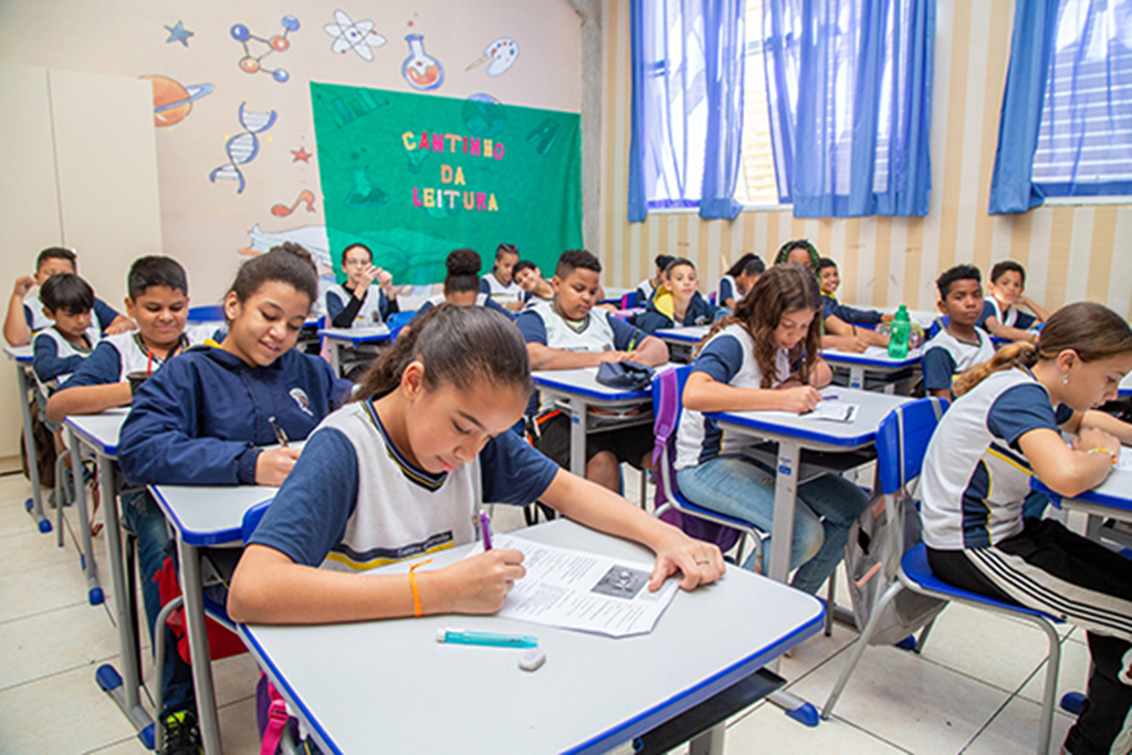 Santana de Parnaíba lidera educação na Região Oeste Metropolitana Santana de Parnaíba lidera educação na Região Oeste Metropolitana