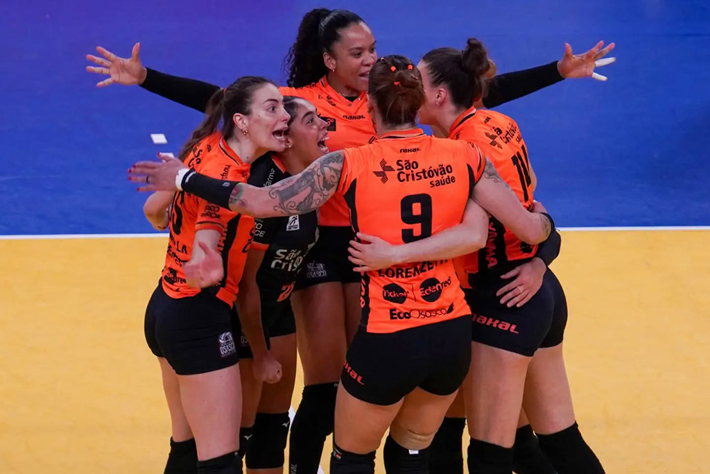 Osasco enfrenta o Pinheiros nesta sexta pelas semifinais do Paulista de Vôlei Osasco enfrenta o Pinheiros nesta sexta pelas semifinais do Paulista de Vôlei