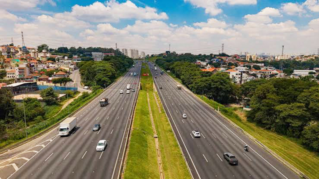 Rodoanel terá acessos bloqueados à Bandeirantes neste domingo (27) Rodoanel terá acessos bloqueados à Bandeirantes neste domingo (27)